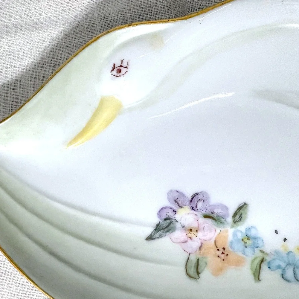 Vintage 1991 Marie Buttery Hand Painted Swan Porcelain Trinket Dish Gold Rimmed